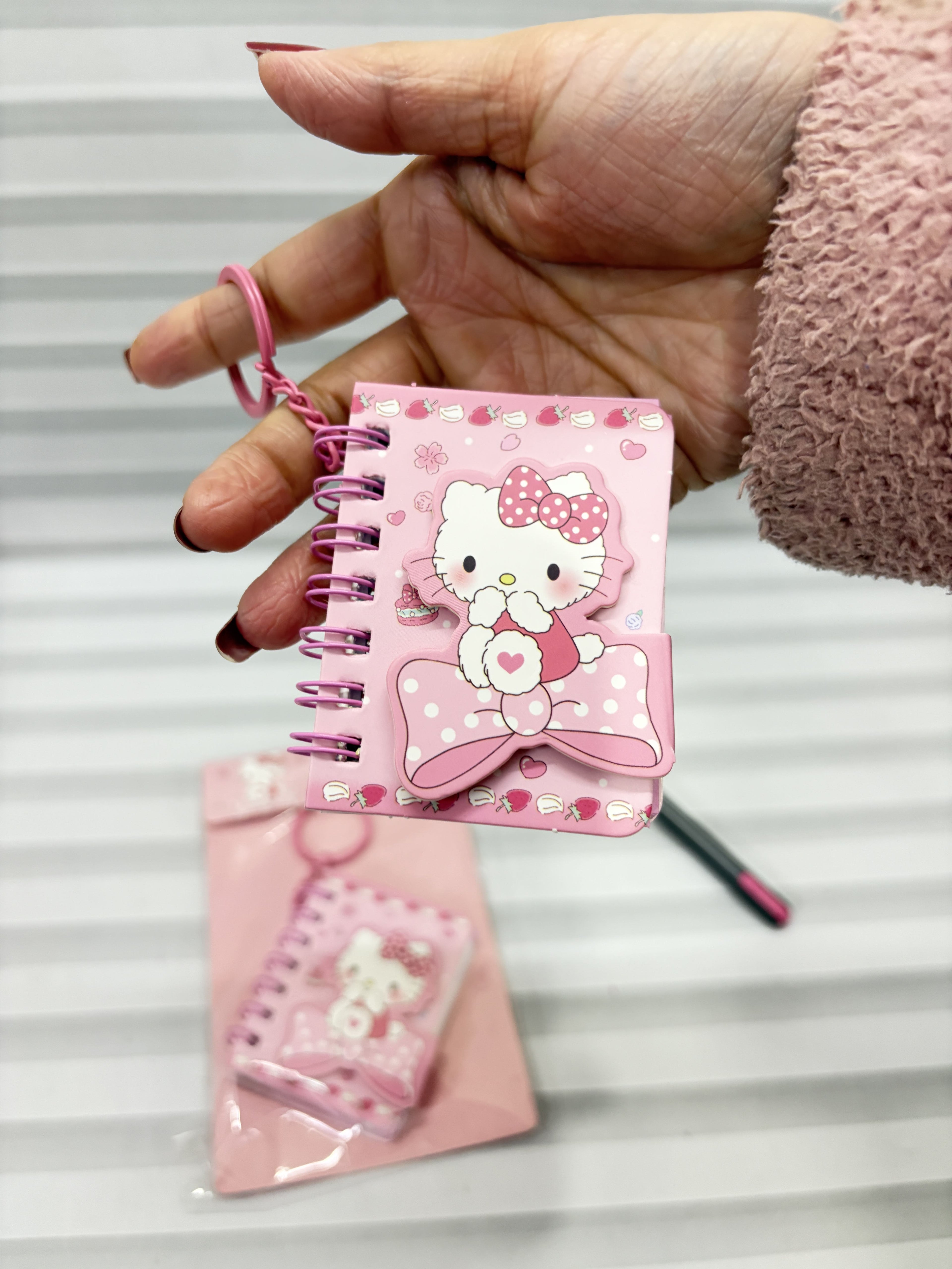 Sweet Kitty Mini Diary Charm